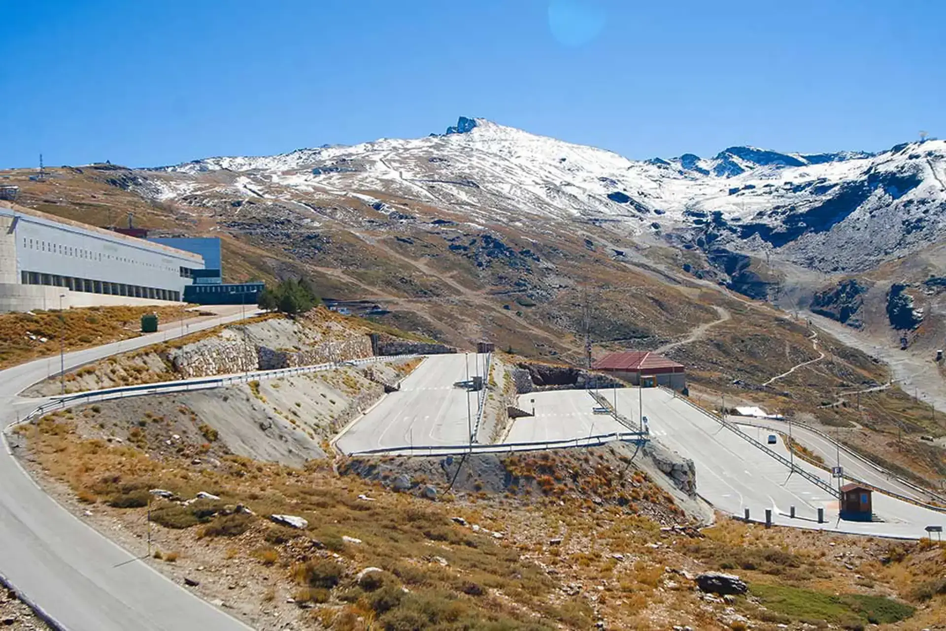 Dónde aparcar gratis en Sierra Nevada (2026)